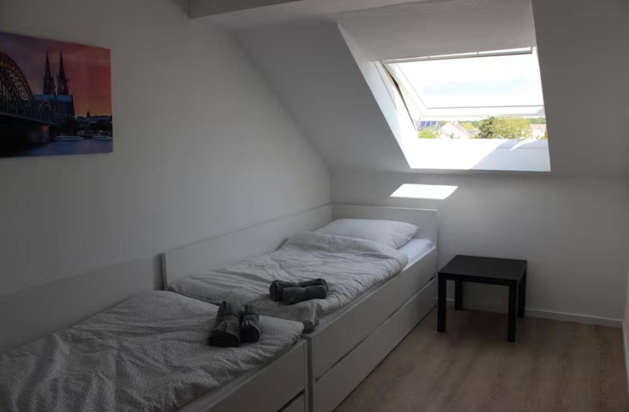 Beautiful Airportflats Near Keulen